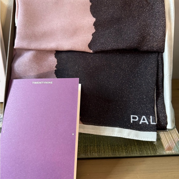 Twentynine Palms Limited Edition - Electric Dreams Scarf - Picture 4 of 4